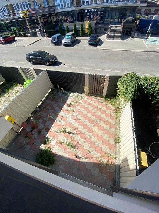 Таунхаус зі штукатуркою з мінімальними податками в центрі Ірпеня!!