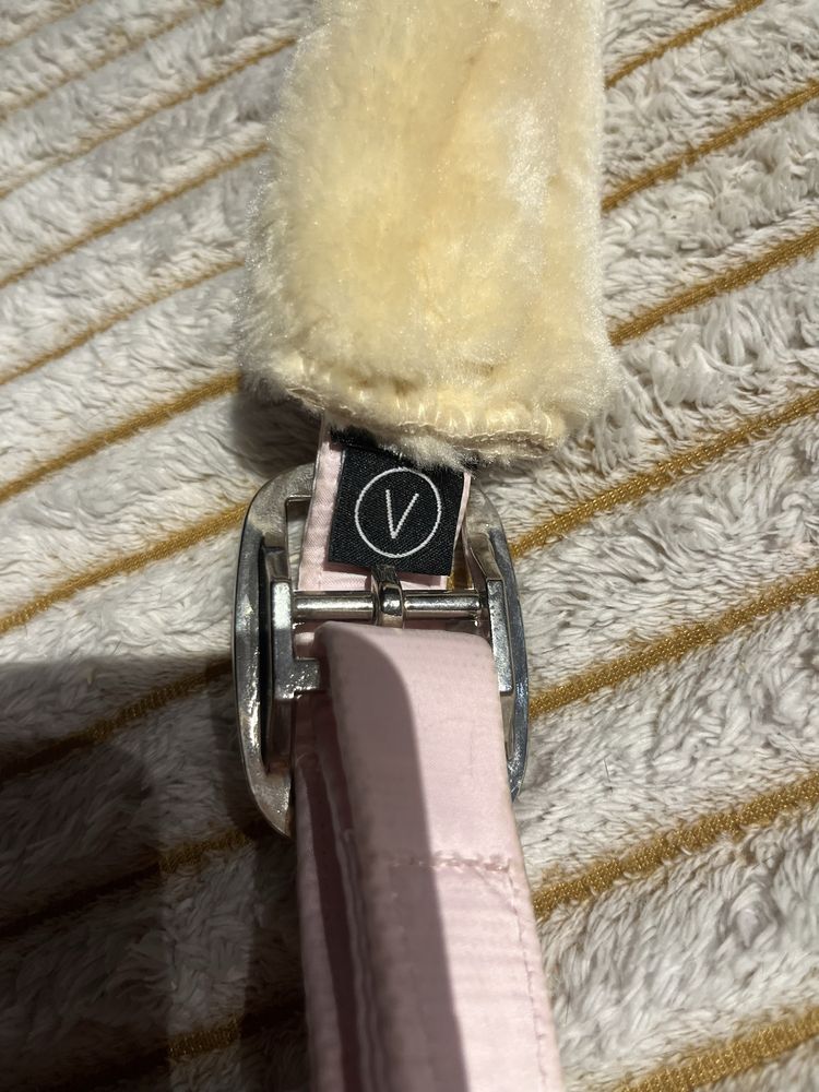 Kantar Eskadron Faux-Fur Double Pin V/Cob