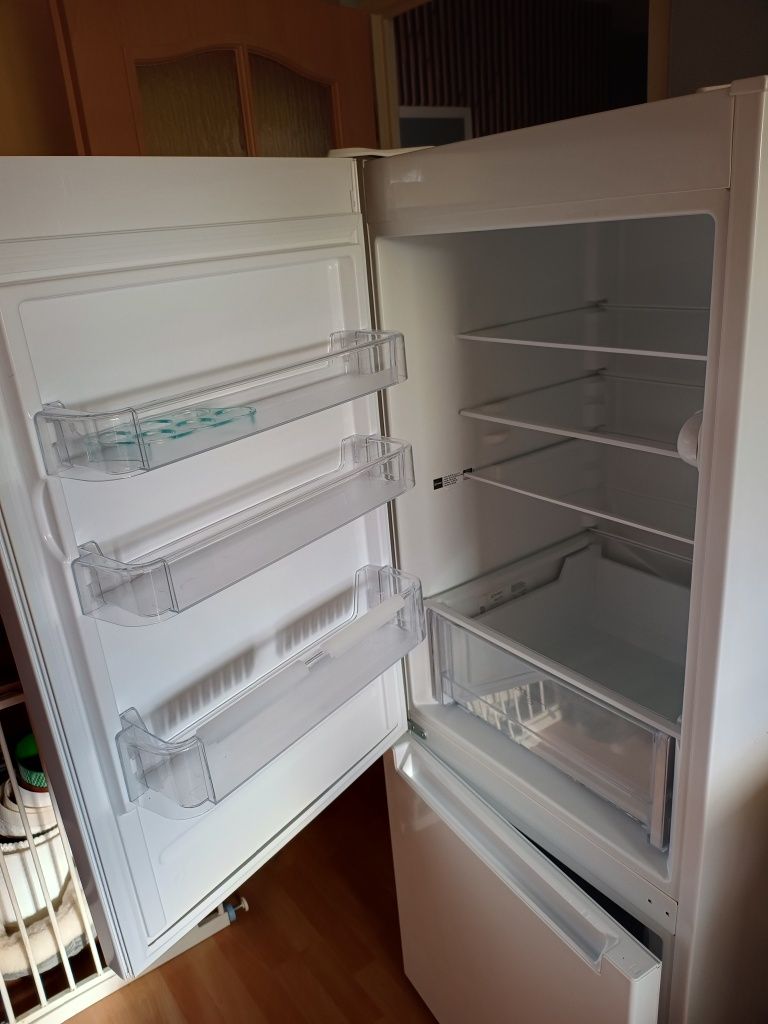Lodówka Indesit LR6 S2 W