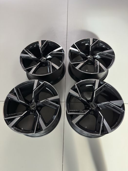 Felgi Audi RS6 22 Jak Nowe Oryginał Polcecam 2024 rok