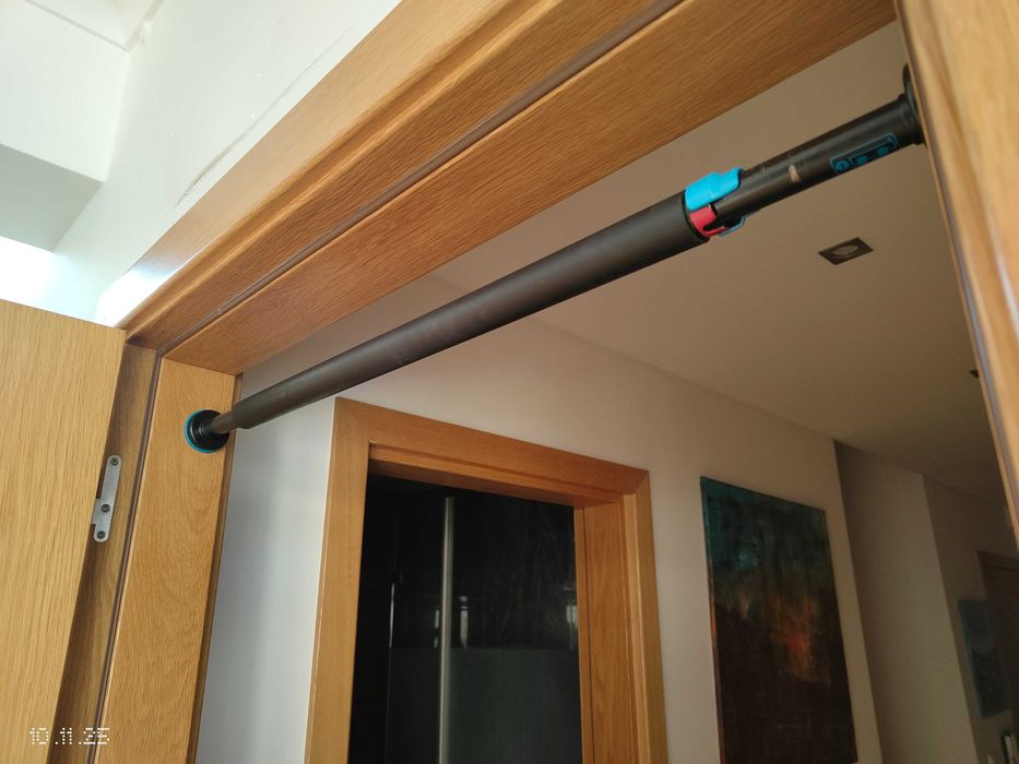 Material de Ginásio Para Casa - banco, halteres, barras