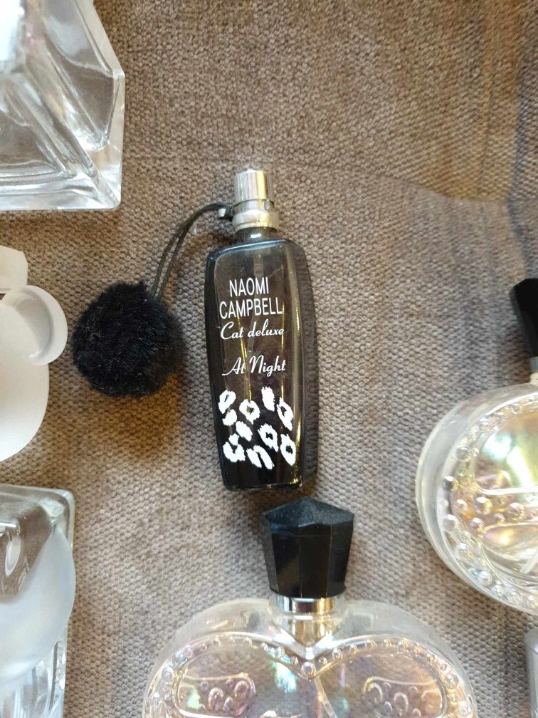 Puste flakony buteleczki po oryginalnych  perfumach Moschino  Escada
