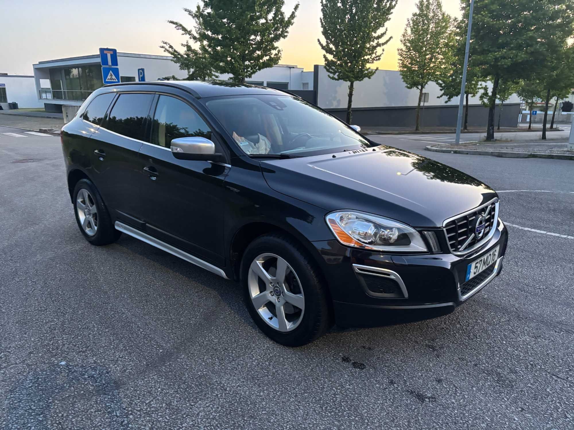 Volvo XC 60 R Design