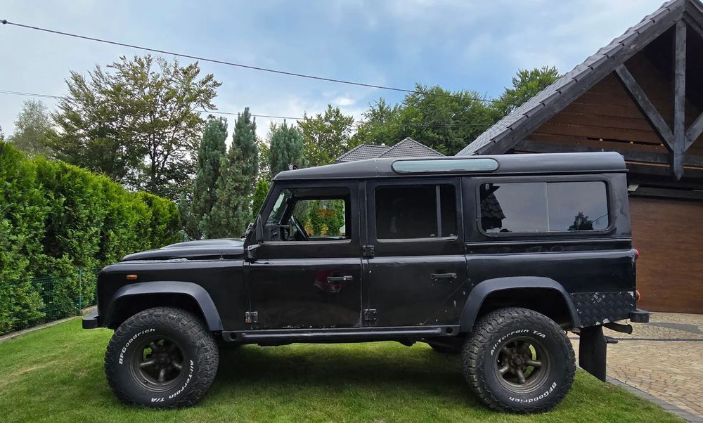 Land Rover Defender Land Rover Defender 110 2005r. 246 000 km