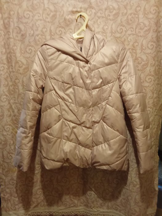 Шкіряні куртки жіночі