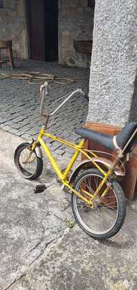 Bicicleta chopper para restauro