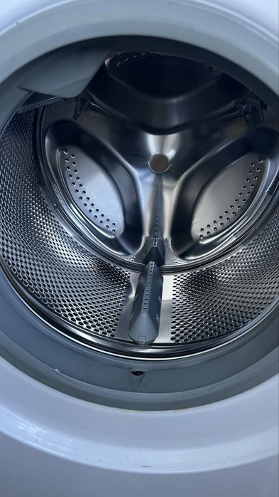 Maquina lavar a roupa Indesit 8kg