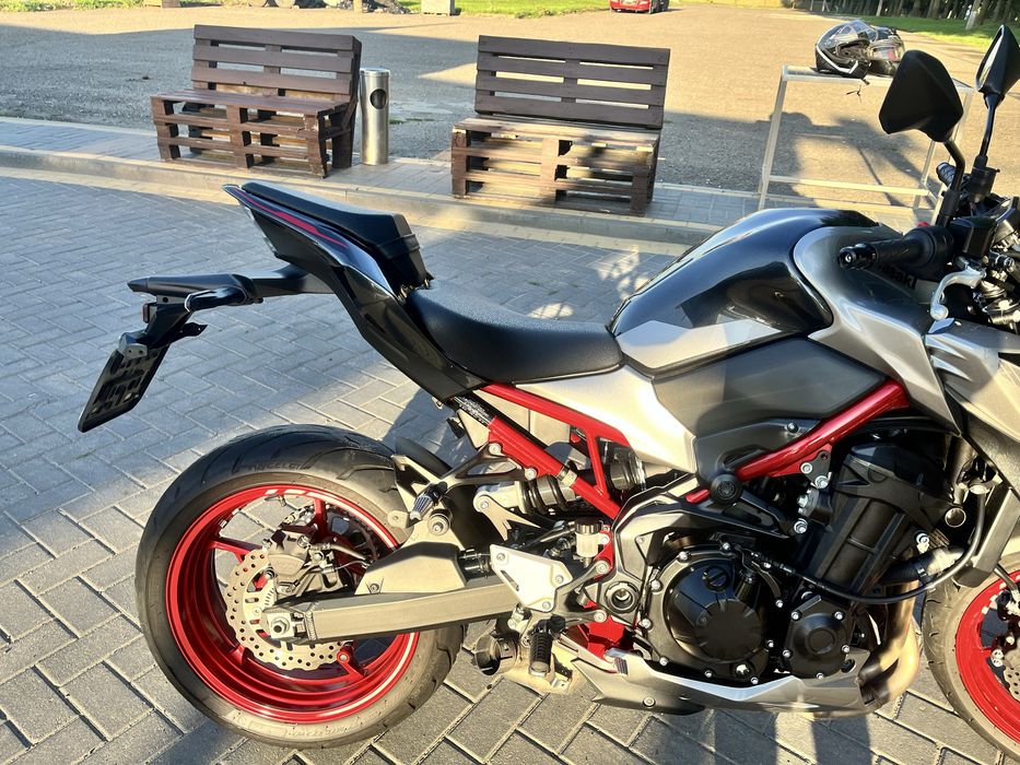 Kawasaki Z900доки