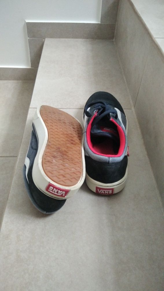 Оригінальні кеди Vans
