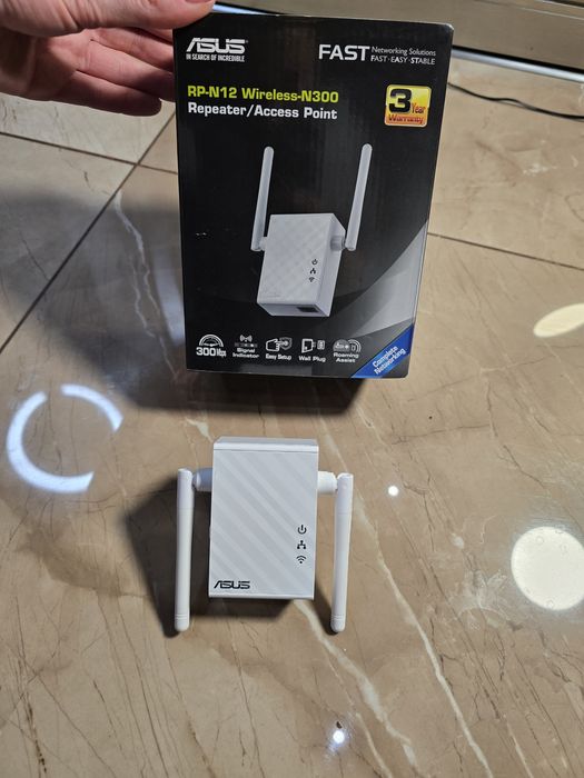Усилитель Wi-Fi сигнала Ретранслятор ASUS RP-N12