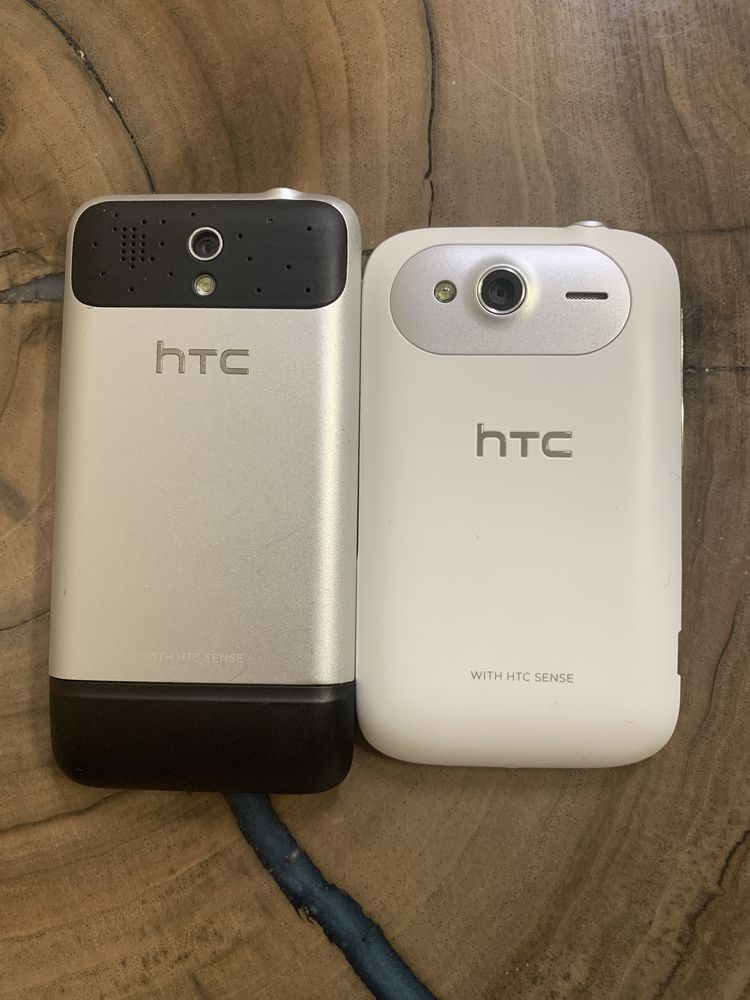 Телефон HTC