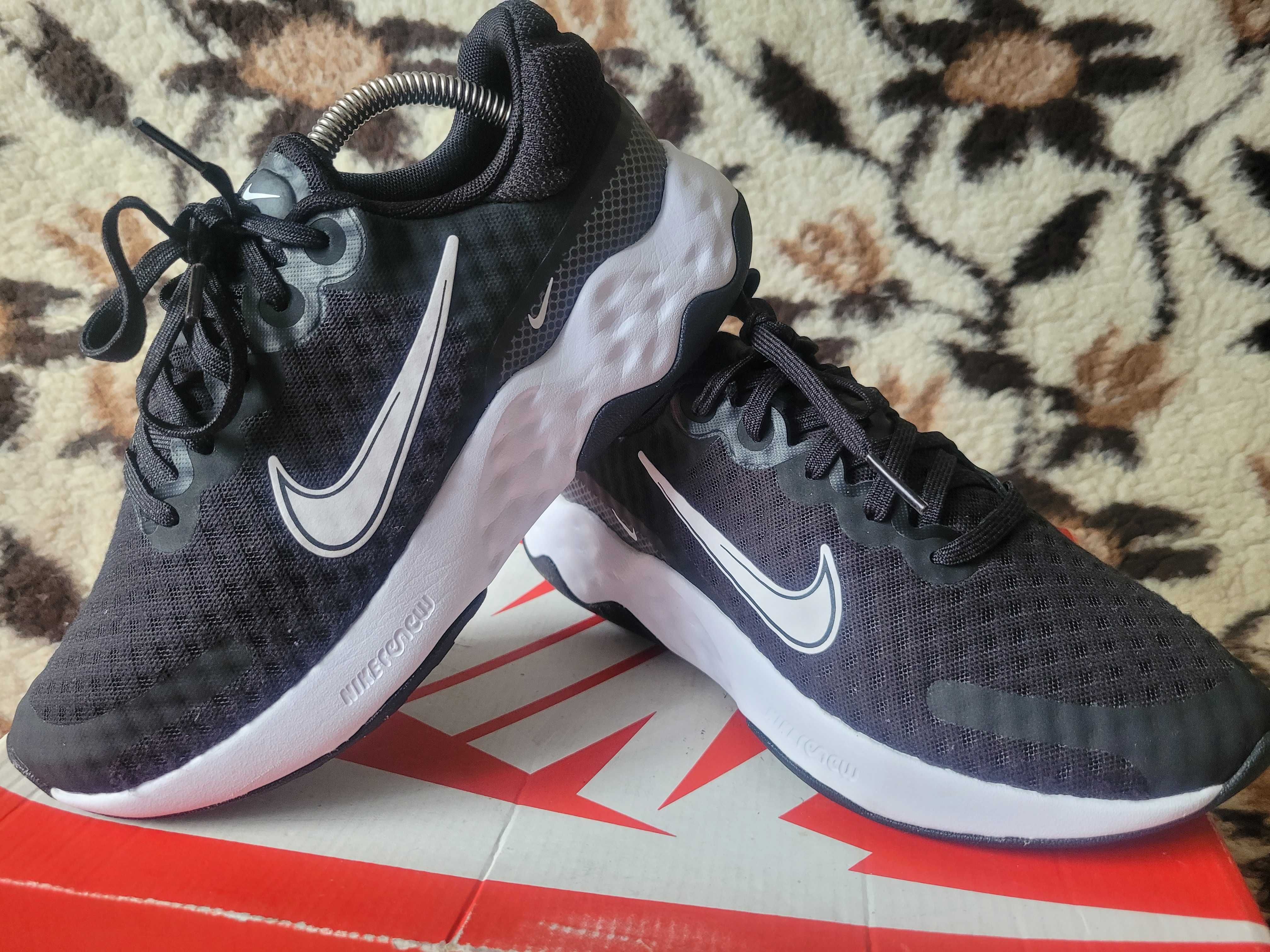 Mega sportowe buty do biegania/fitness wkł.24,5 cm