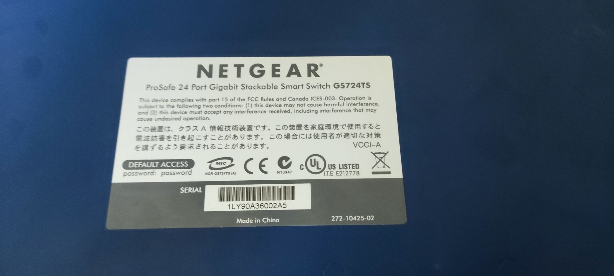 Комутатор Netgear GS724TS