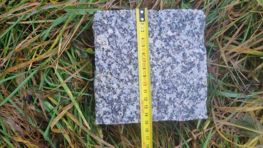 Kamien granitowy szary cięty ze Strzegomia 15x15x8