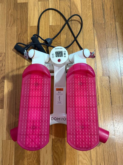 Mini stepper DOMYOS (cor de rosa) — como novo