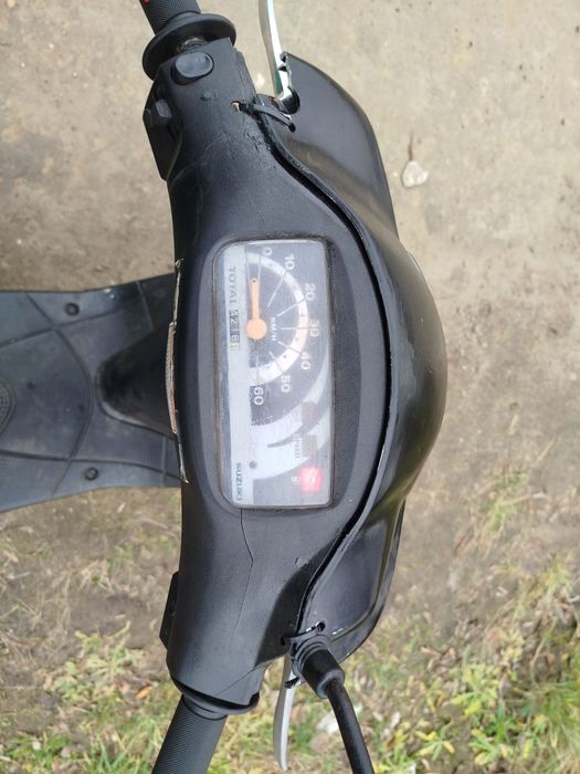 Продам скутер Suzuki Let's 2