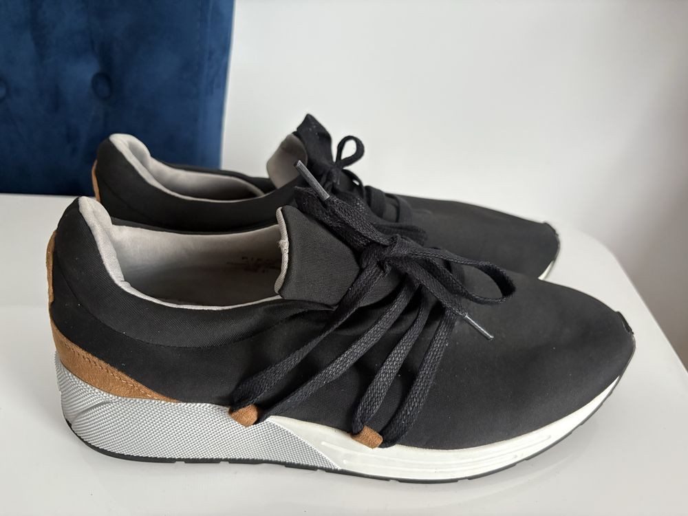 Buty męskie sportowe polecam!!!