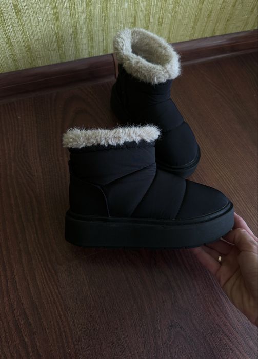 Зимові ботинки сапоги дутіки угги Zara 31 розмір