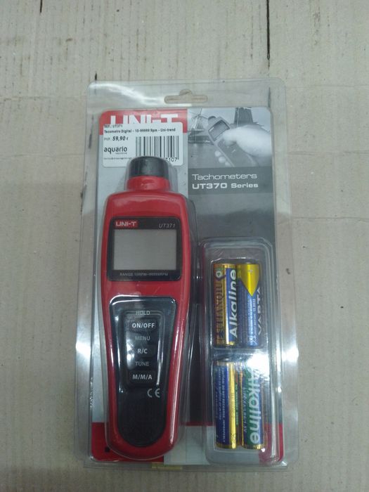 Tacómetro digital de mão