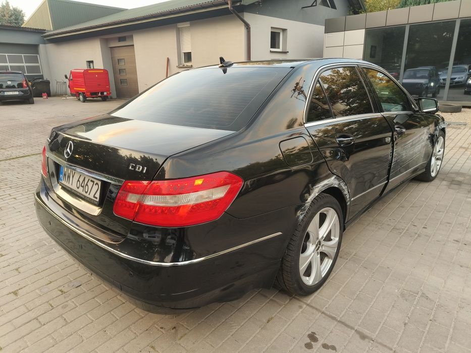 Mercedes E 200  2012r Zarejestrowany