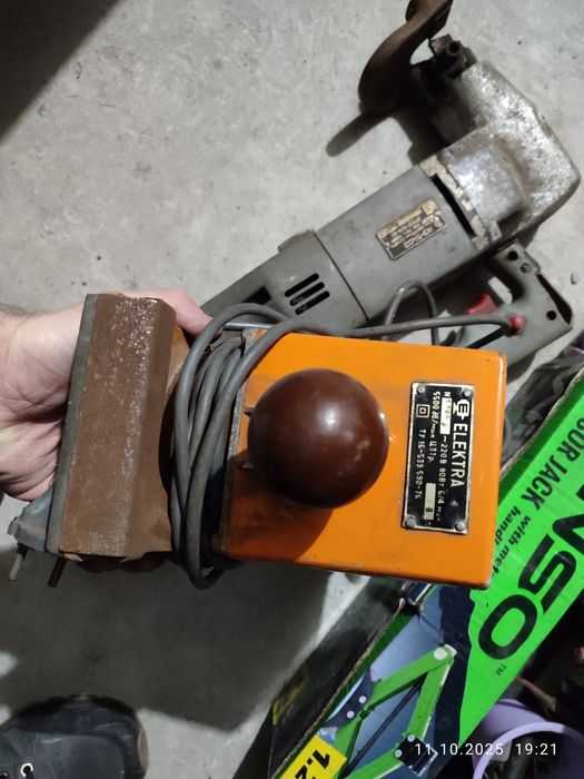 Вибро машинка шлифовальная б/у