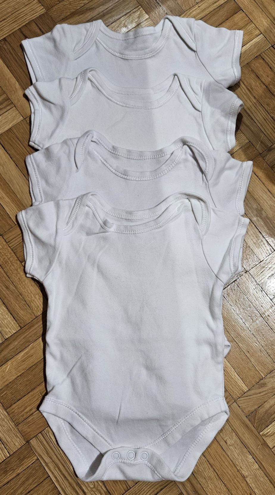 Zestaw dla niemowlaka body białe 4szt 68 newborn tanio ubranka dla nie
