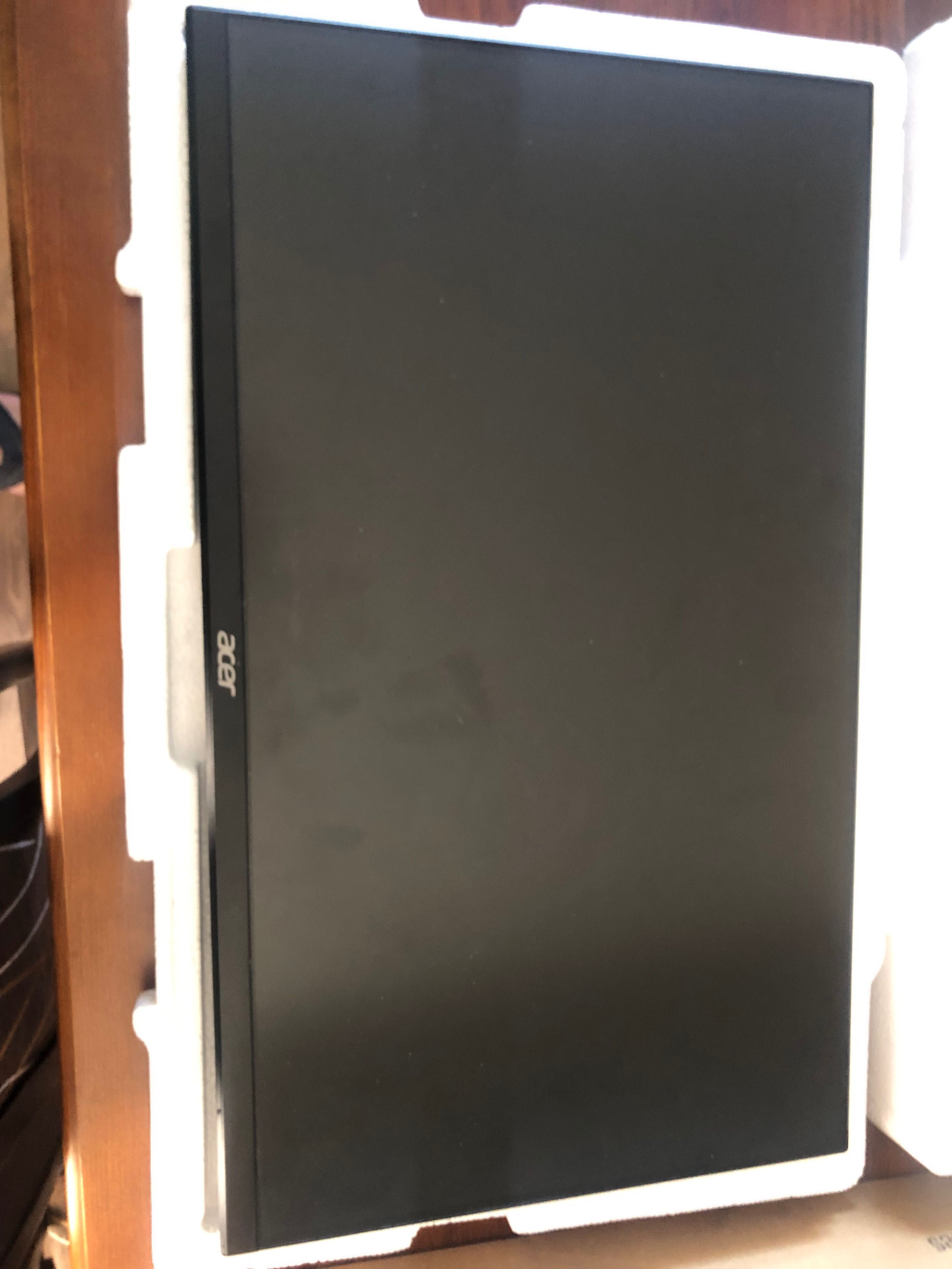 Monitor Asus QGO Gaming 23,8”