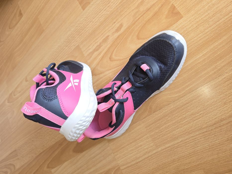 Buty sportowe Reebok-37