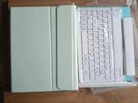 Fintie iPad 4 2020 z klawiaturą kolor miętowy klawiatura biała