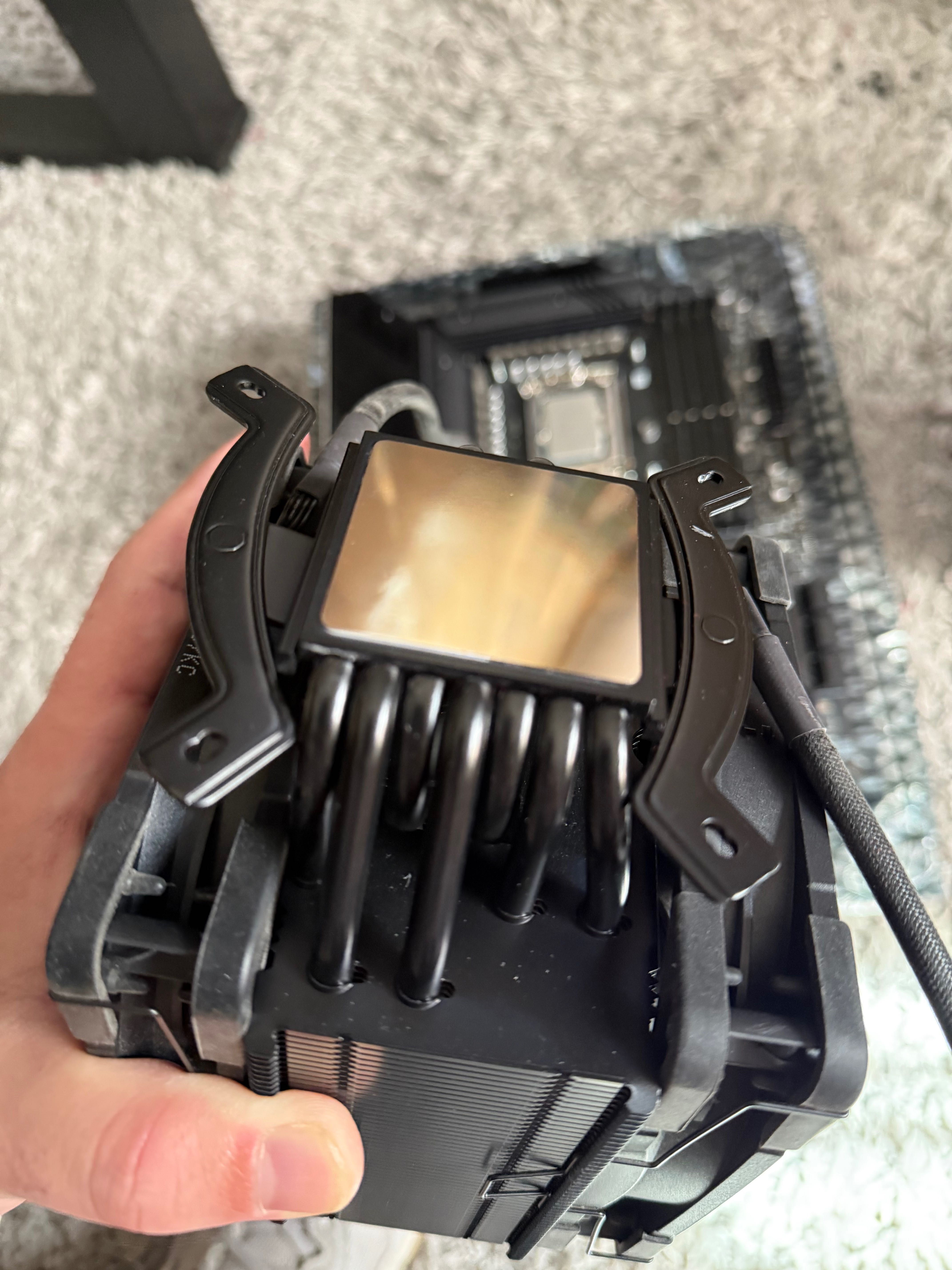 High-End i7-14700KF + RTX 4070 Super + 64GB DDR5