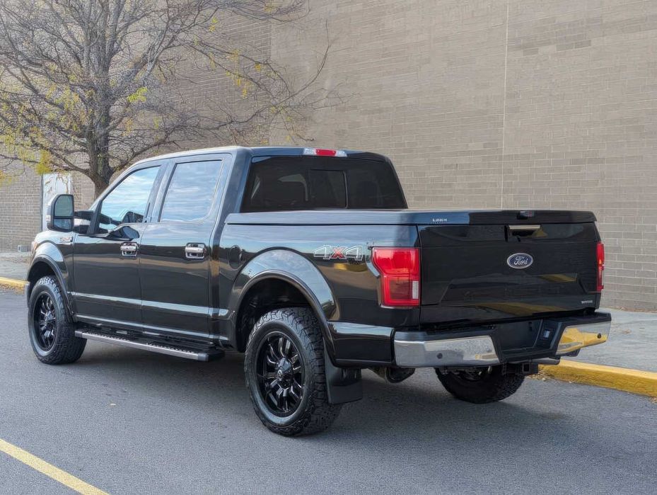 Ford F-150 Lariat      2020