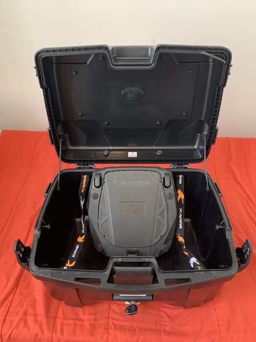 Продам центральний кофр Kappa KGR 46
