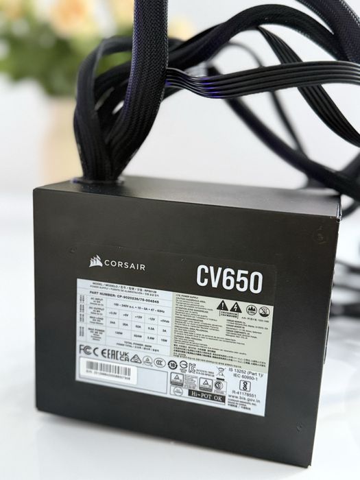 Zasilacz Corsair CV650