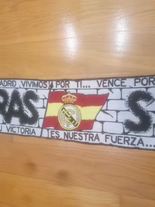 Cachecol Ultras Sur - Claque do Real Madrid - G200