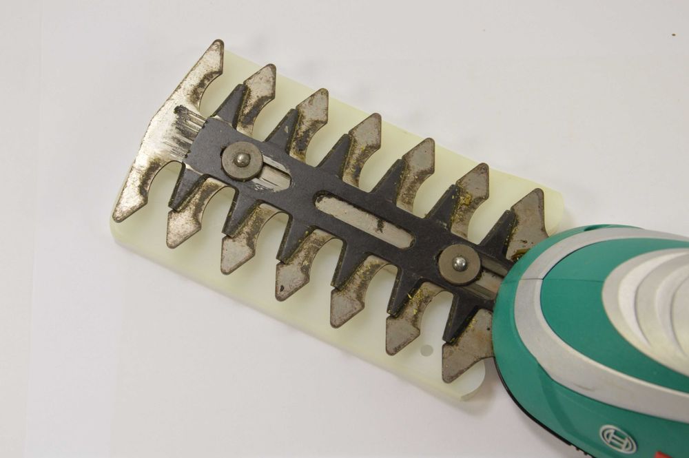 Nożyce akumulatorowe Bosh ISIO 3.6 V Super stan