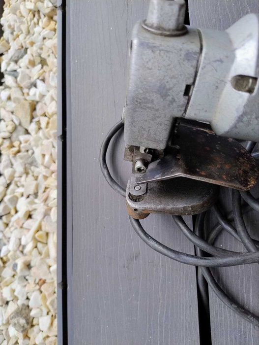 Sprżedam elektryczne nożyce do cięcia blachy CELMA PRMA 2,5 Stan BDB