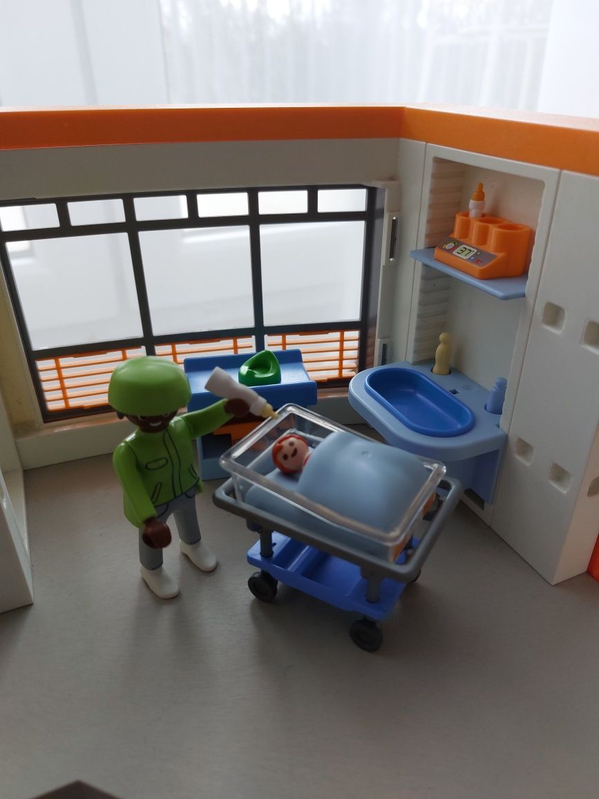 Szpital dziecięcy z wyposażeniem Playmobil 6657