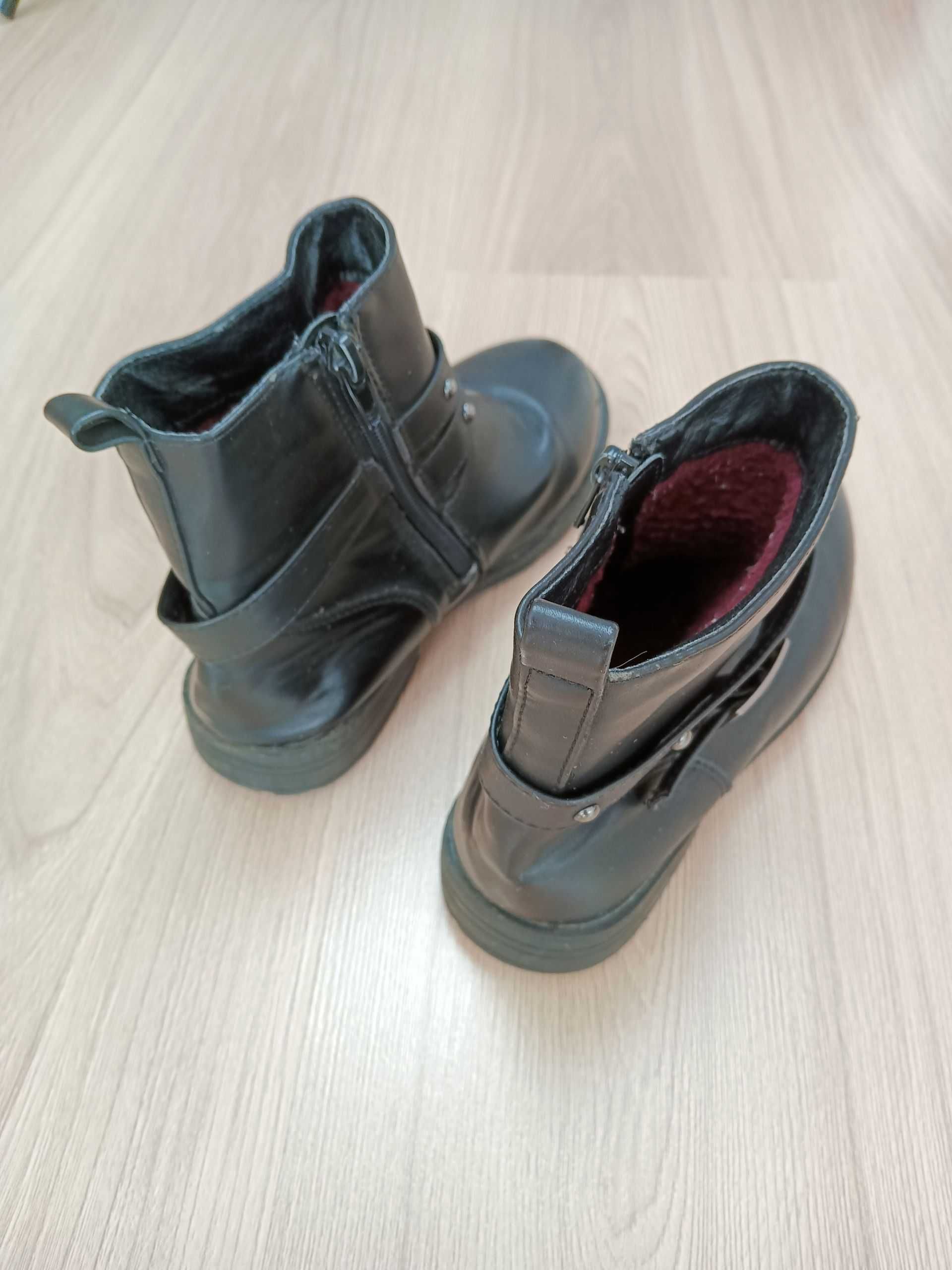 Buciki buty dziecięce czarne za kostkę 31