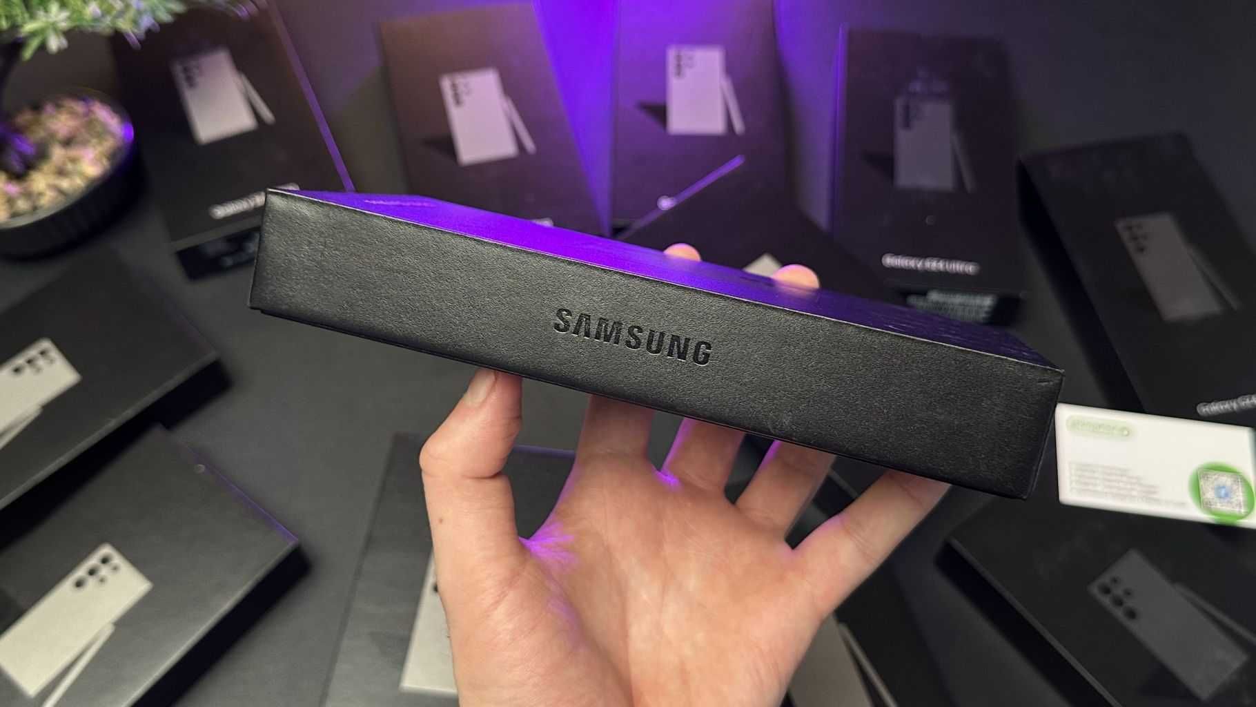 Магазин NEW Samsung Galaxy S24 Ultra 12/256GB Titanium Gray/Black