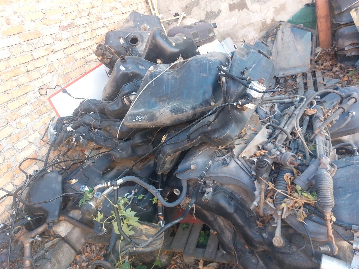 Палевні баки пластікові Аudi 100 A6 C4 C5 A8 D2 D3