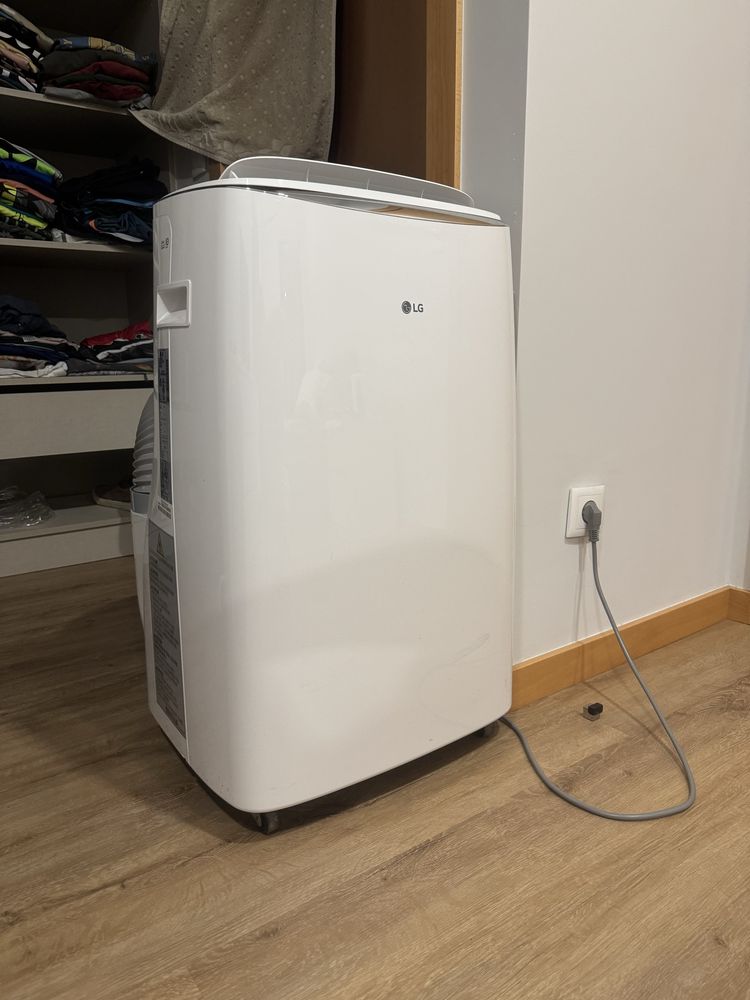 Ar-condicionado Portátil LG 9000 BTUs Dual Inverter PA11WS com WiFi