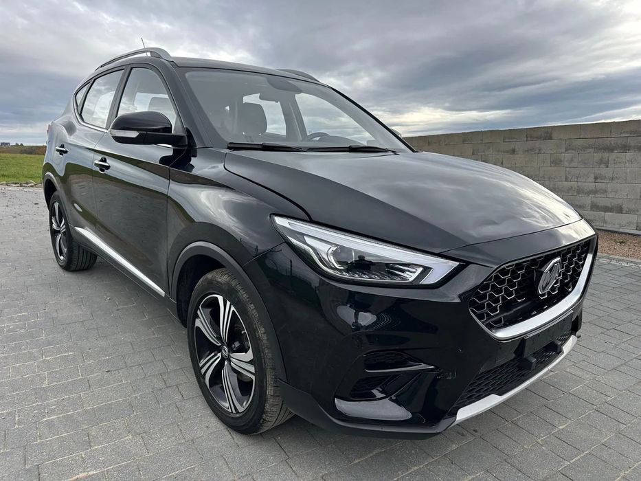 MG ZS 1.5Benzyna Comfort Ledy Dotykowy ekran