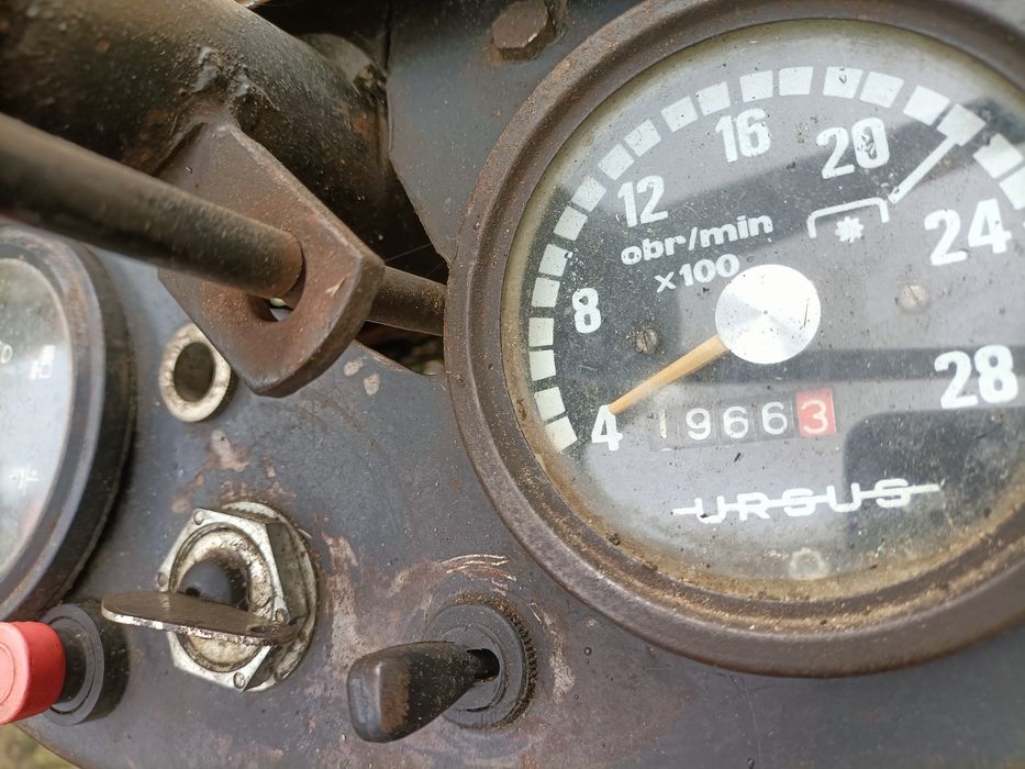 Ursus C-330M 1988/1989