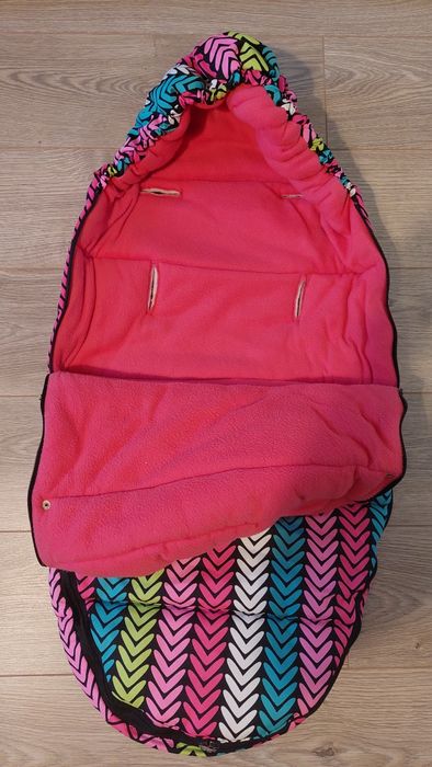 Uniwersalny śpiworek dla dziewczynki zimowy/ ciepły