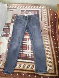 Sprzedam spodnie jeans rozmiar 29