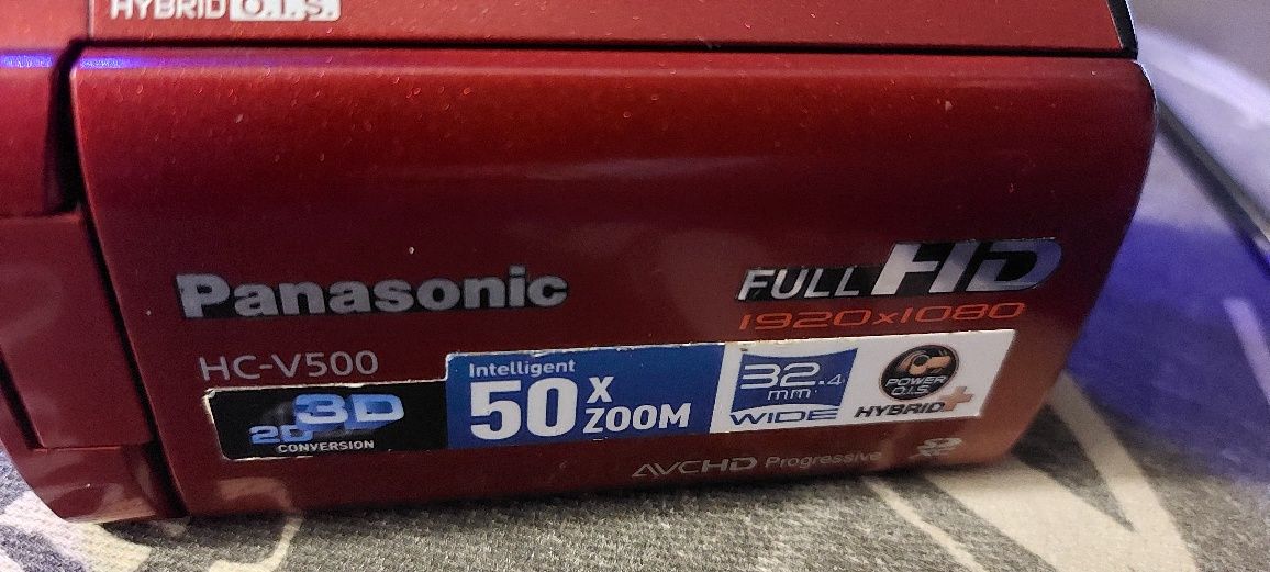 Panasonic HC-V500 plus ładowarka