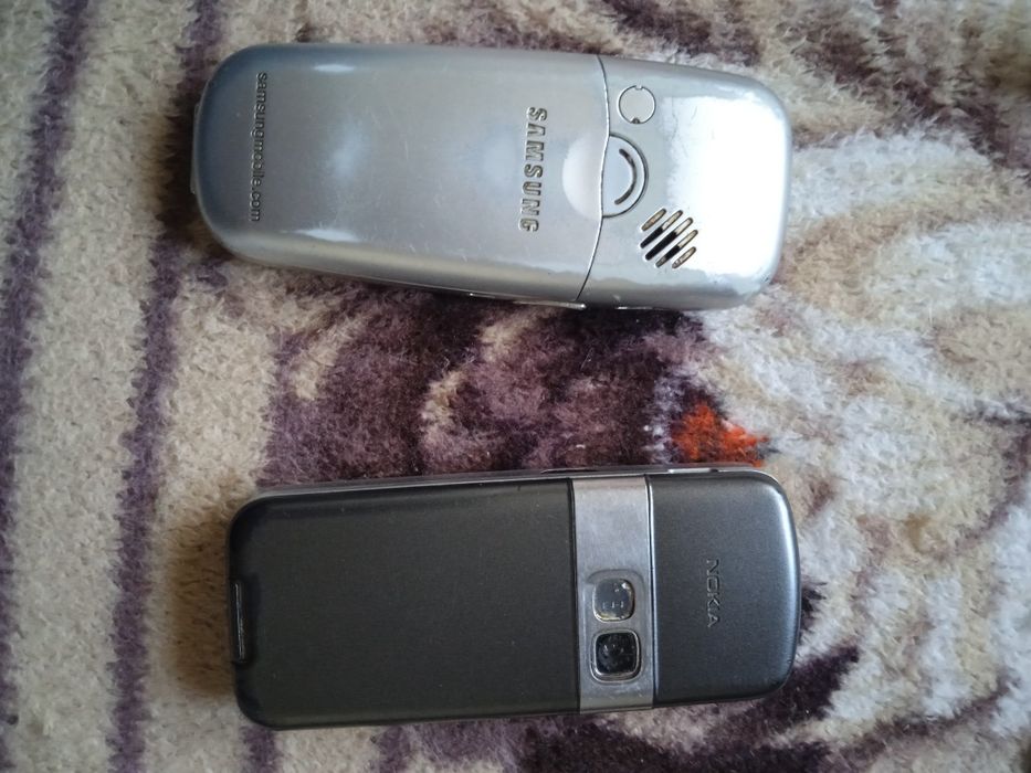 Архівні Nokia та Samsung. Продаж одним лотом.