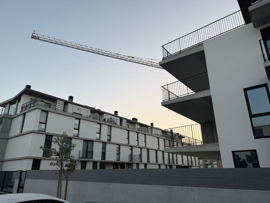 T1  a estrear, mobilado, com excelente terraço! Edificio Docas