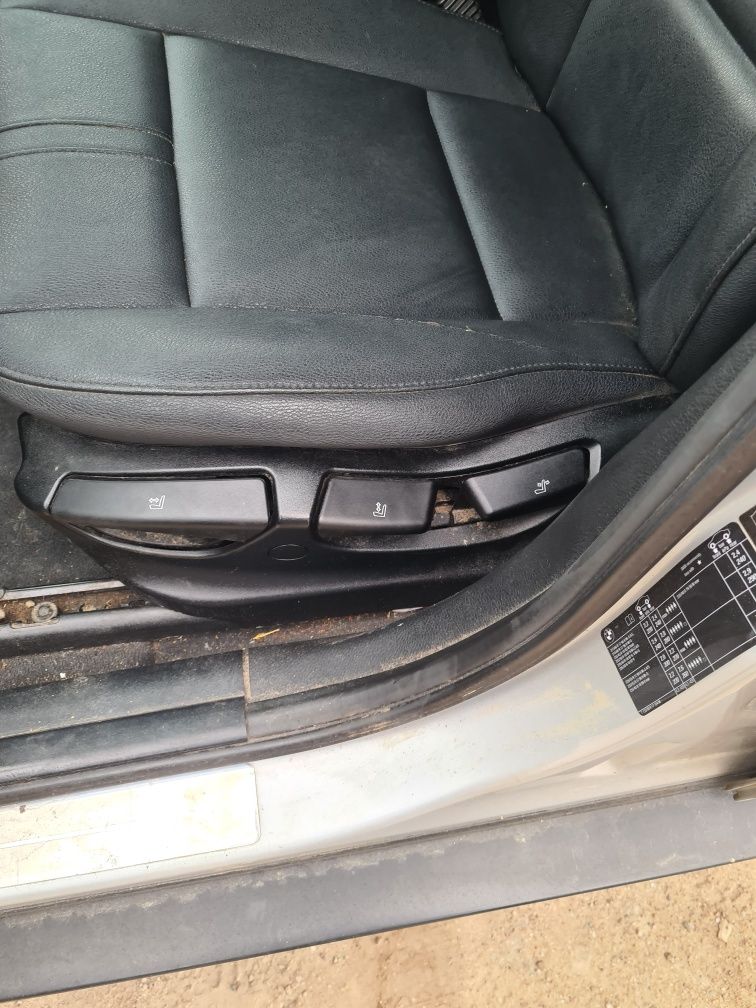 Fotele kanapa boczki skora BMW X3 E83 grzane