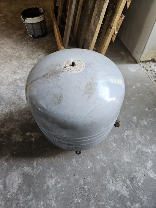 Naczynko wyrownawcze do co uklad zamkniety 50L